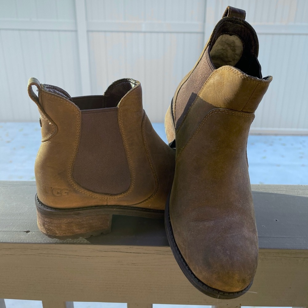 UGG Bonham Boots - Size 8 - Tan/Brown Color - Used